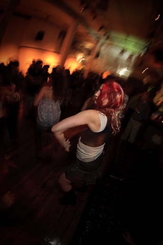 Dance Floor, Qoöl photo
